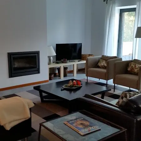 Farm stay Quinta Da Casa Velha Agroturismo Ourem